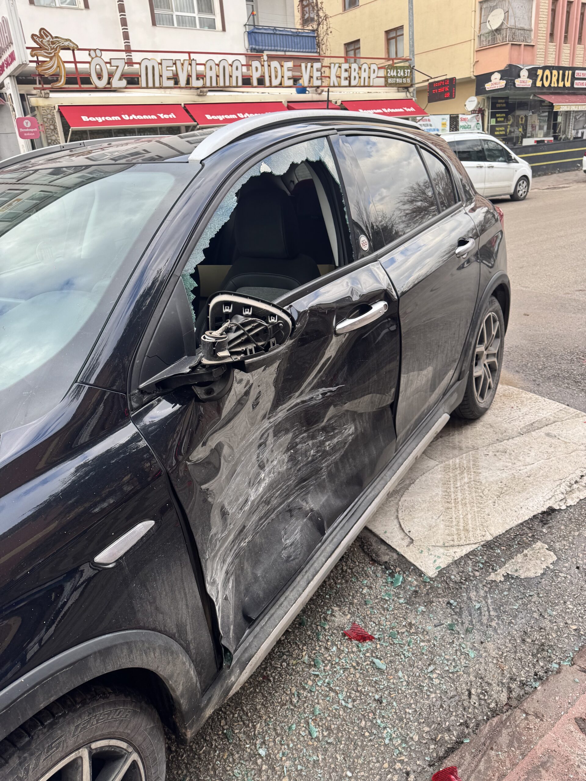 Etimesgut’ta Engelli Vatandaşın Kontrolsüz Hareketleri Ortalığı Karıştırdı