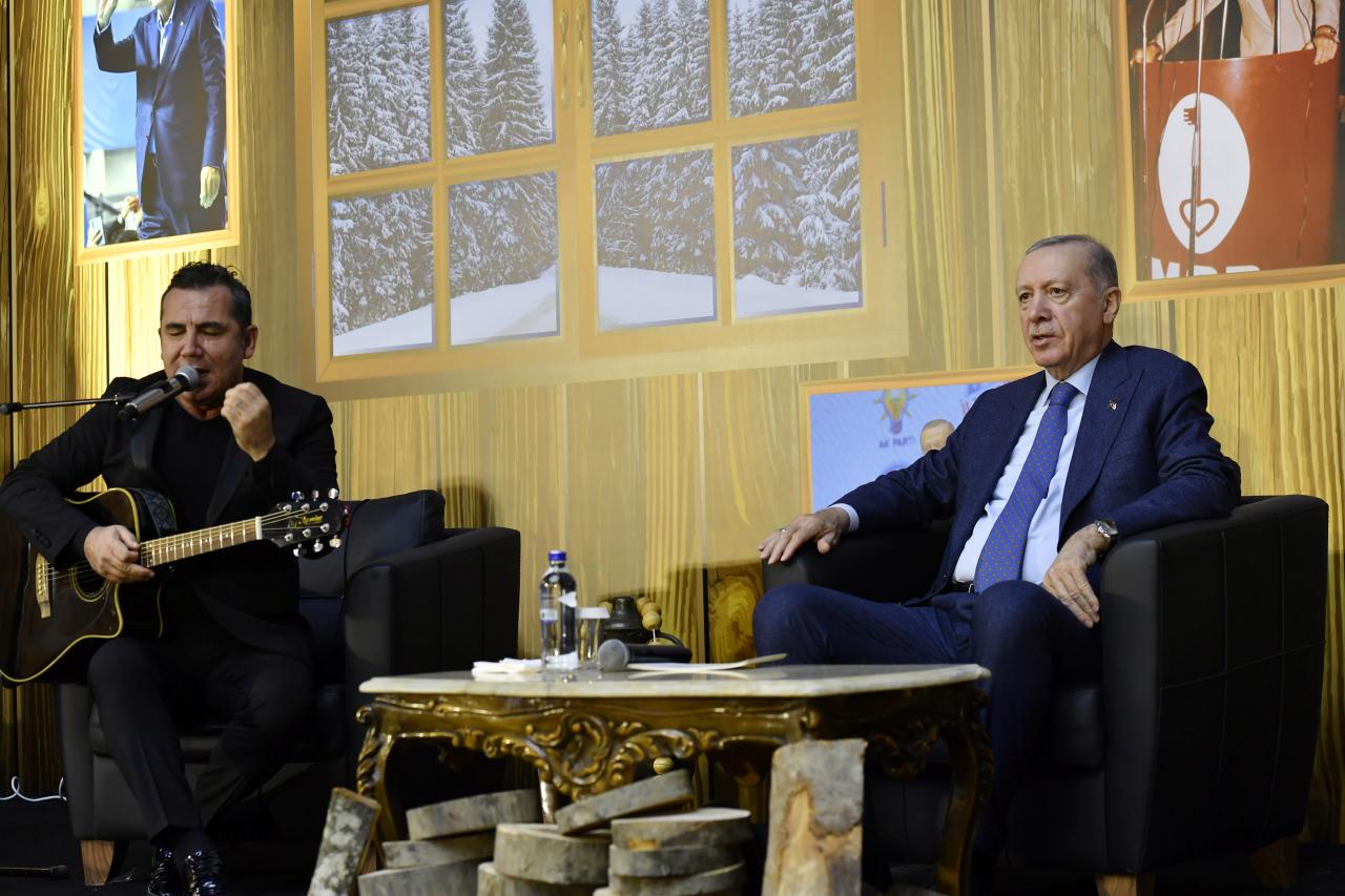 Cumhurbaşkanı Erdoğan Erzurum'da Gençler'le Buluştu