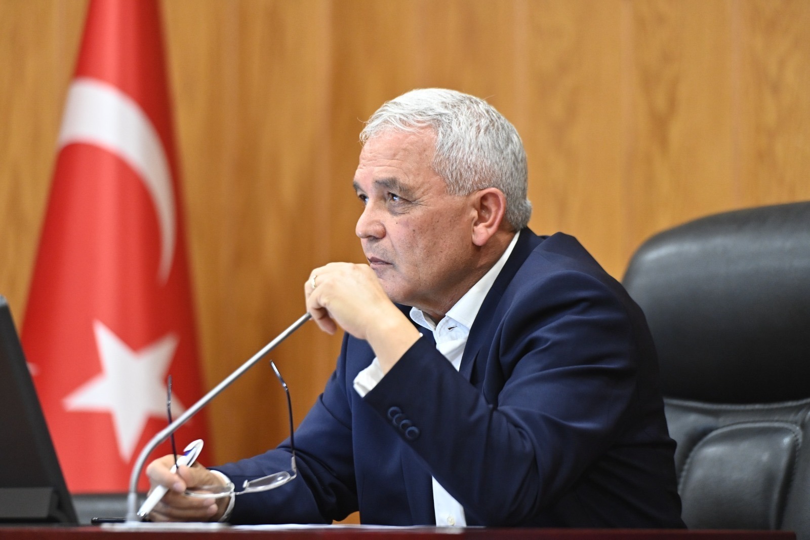 “İyi ki geldin. Atatürk'ün Ankara'ya gelişinin 105. yılı kutlu olsun!"