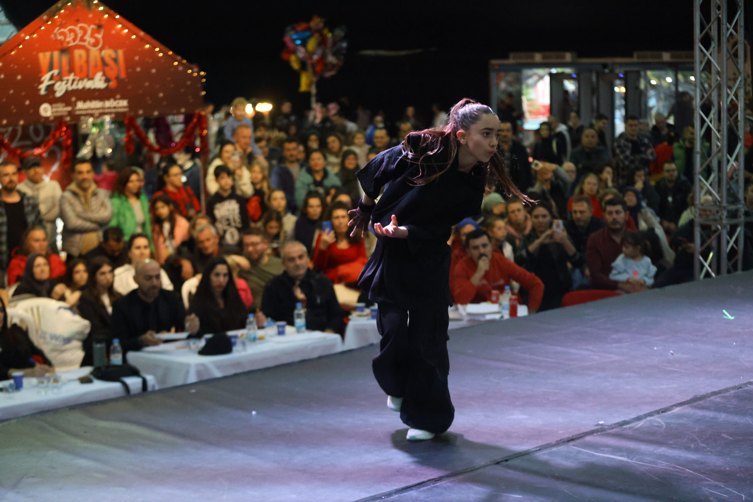 Yilbasi Festivali Dans Yarismasi ile sona erdi 16 scaled