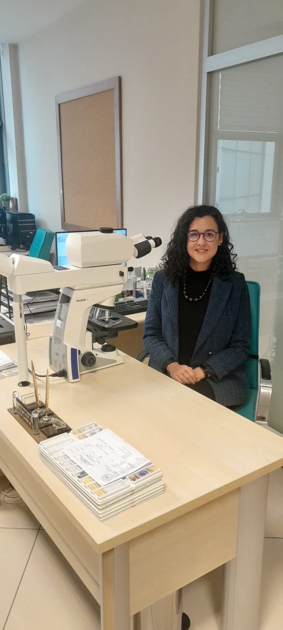 Kastamonu Üniversitesi Tıp Fakültesi’nde İlk Eğitim Mikroskobu Kullanıma Sunuldu