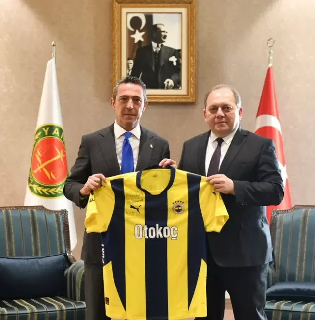 Fenerbahçe Başkanı Ali Koç,