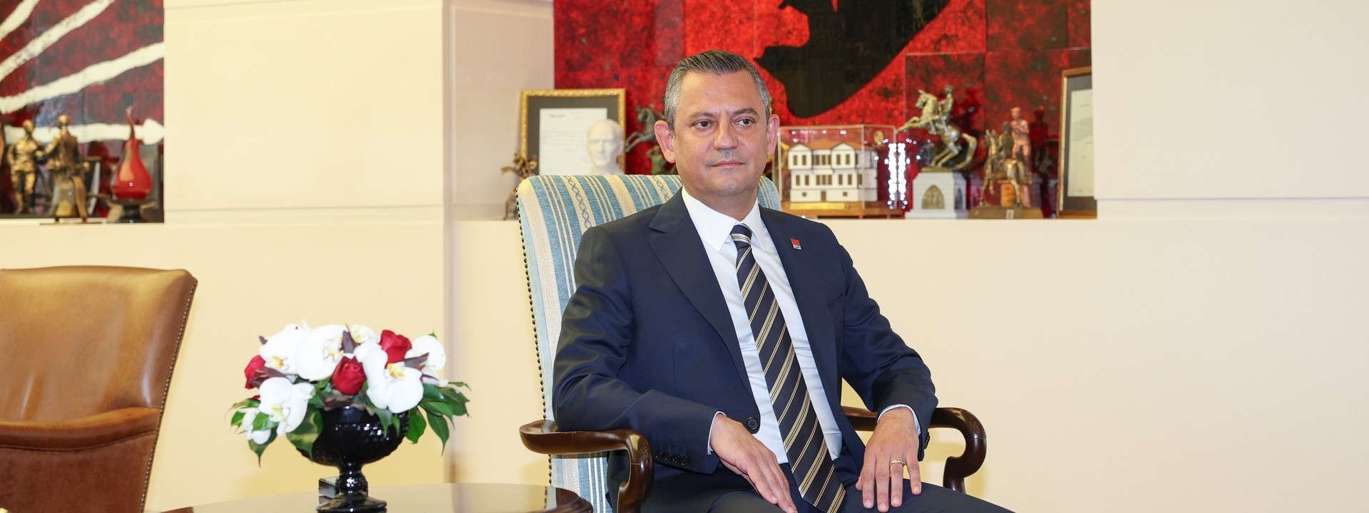 Cumhuriyet Halk Partisi Genel Başkanı Özgür Özel’in Yeni Yıl Mesajı