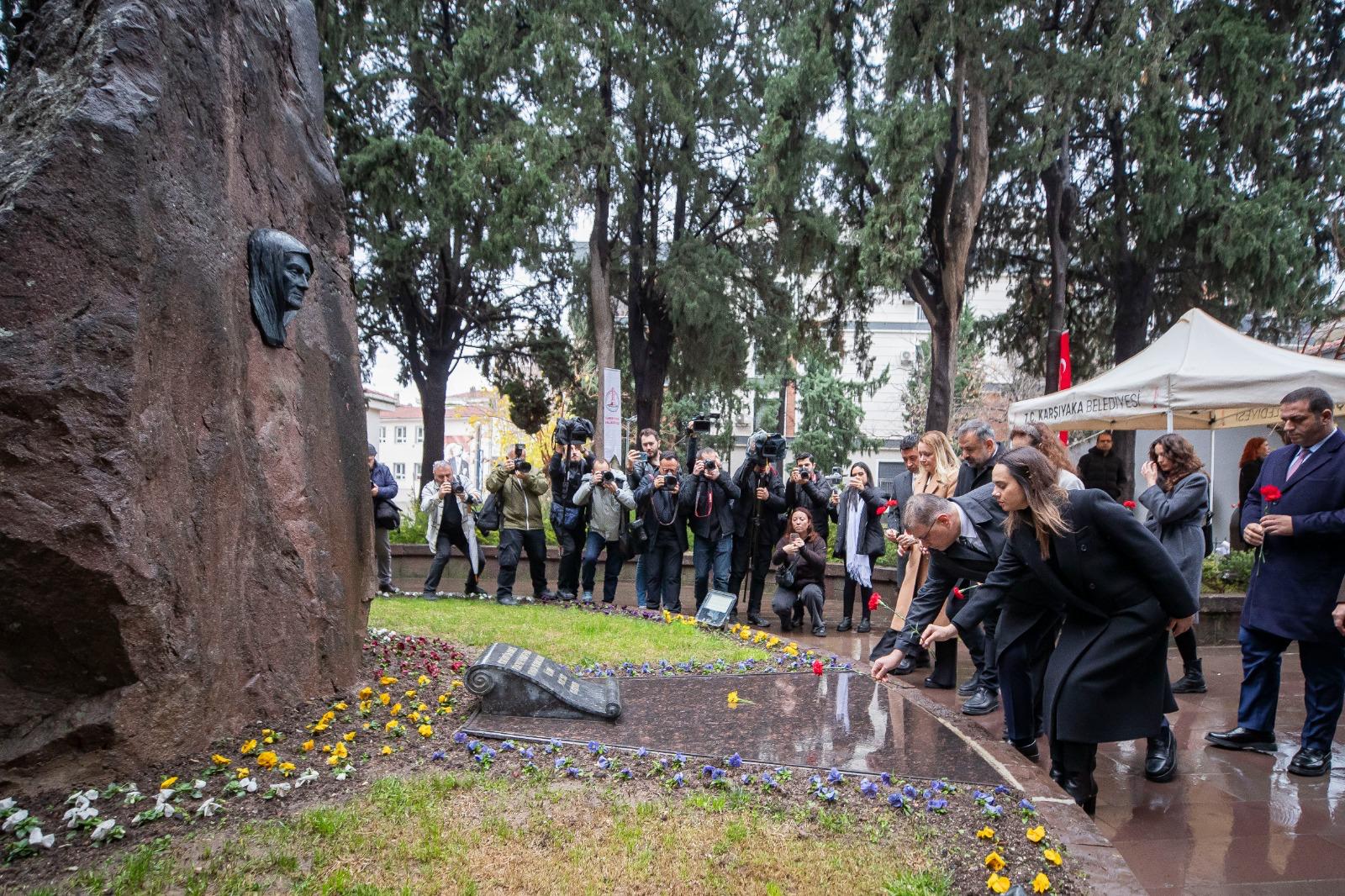 Zübeyde Hanım vefatının 102. yıl dönümünde anıldı