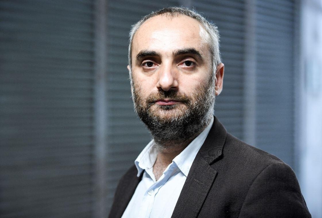 İsmail Saymaz: 'İmamoğlu’nu PKK ile İlişkilendiren Yargısal Bir Darbe Süreci İşliyor'