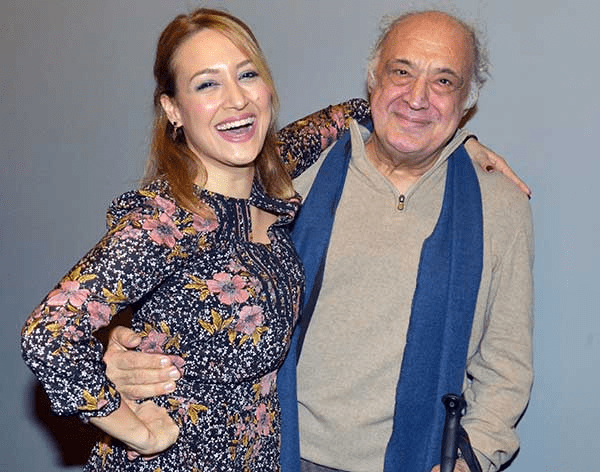 Gupse Özay'ın Babası Senih Özay'dan Apple'a Dava: 'Türkiye'de de Hesap Sorulsun'