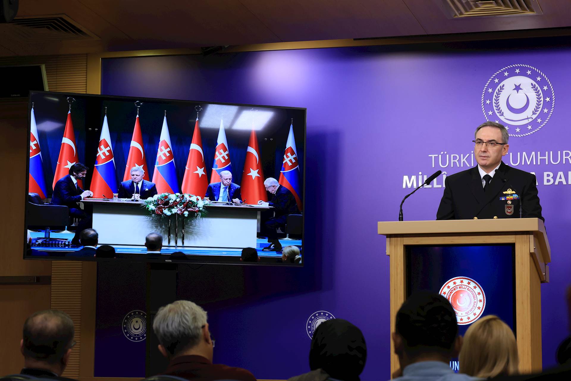 Milli Savunma Bakanlığında Haftalık Basın Bilgilendirme Toplantısı Düzenlendi