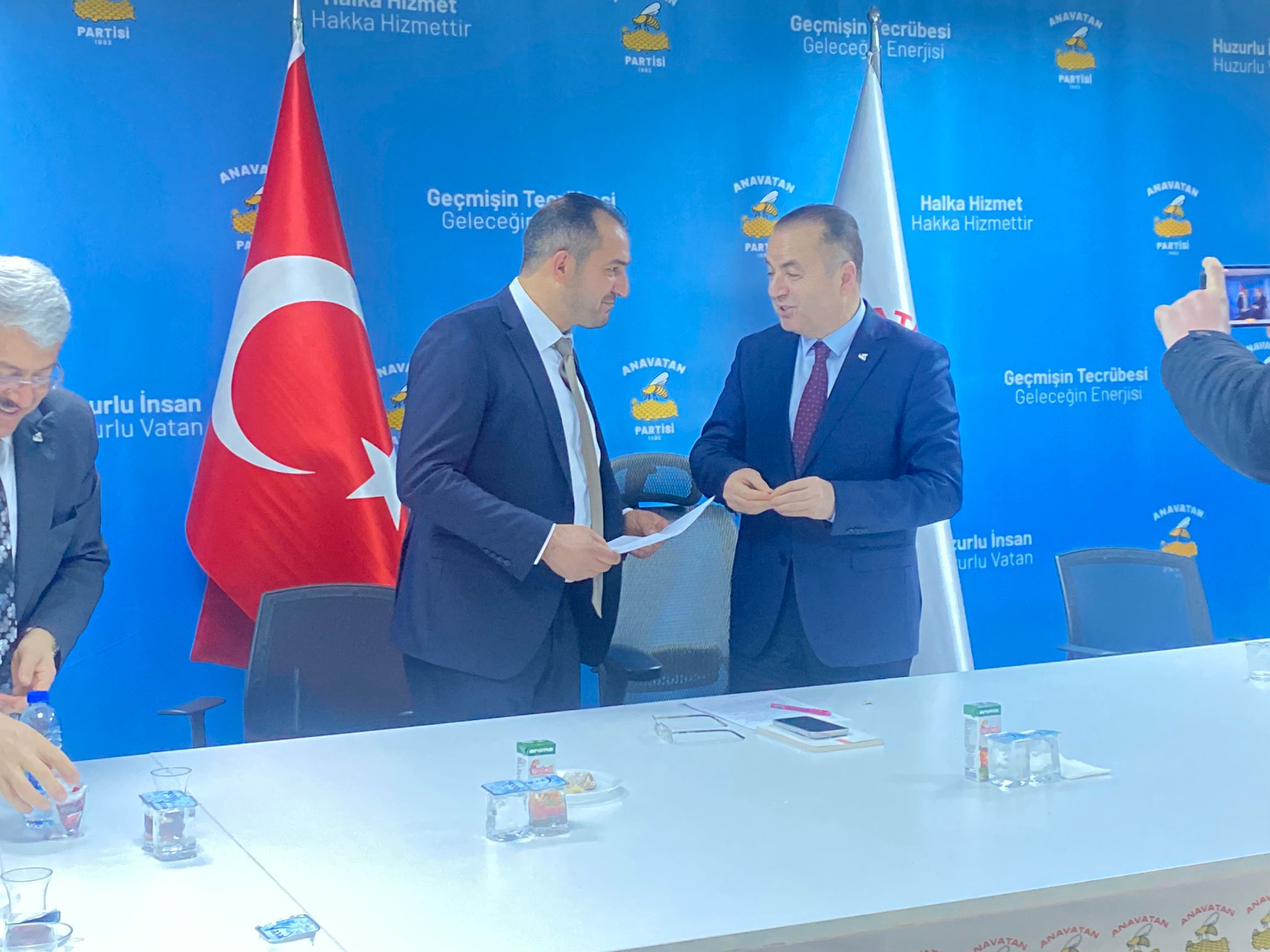 ANAVATAN PARTİSİ GENEL MERKEZİNDE MYK TOPLANTISI GERÇEKLEŞTİRİLDİ