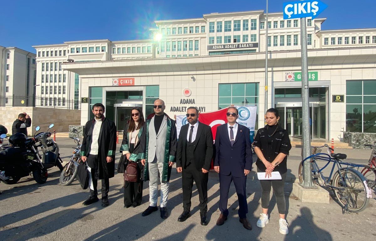Türkiye Ak ve Gençlik Ocakları Genel Başkanı Ferhat Aydoğan’dan Adana Adliyesi Önünde Açıklama