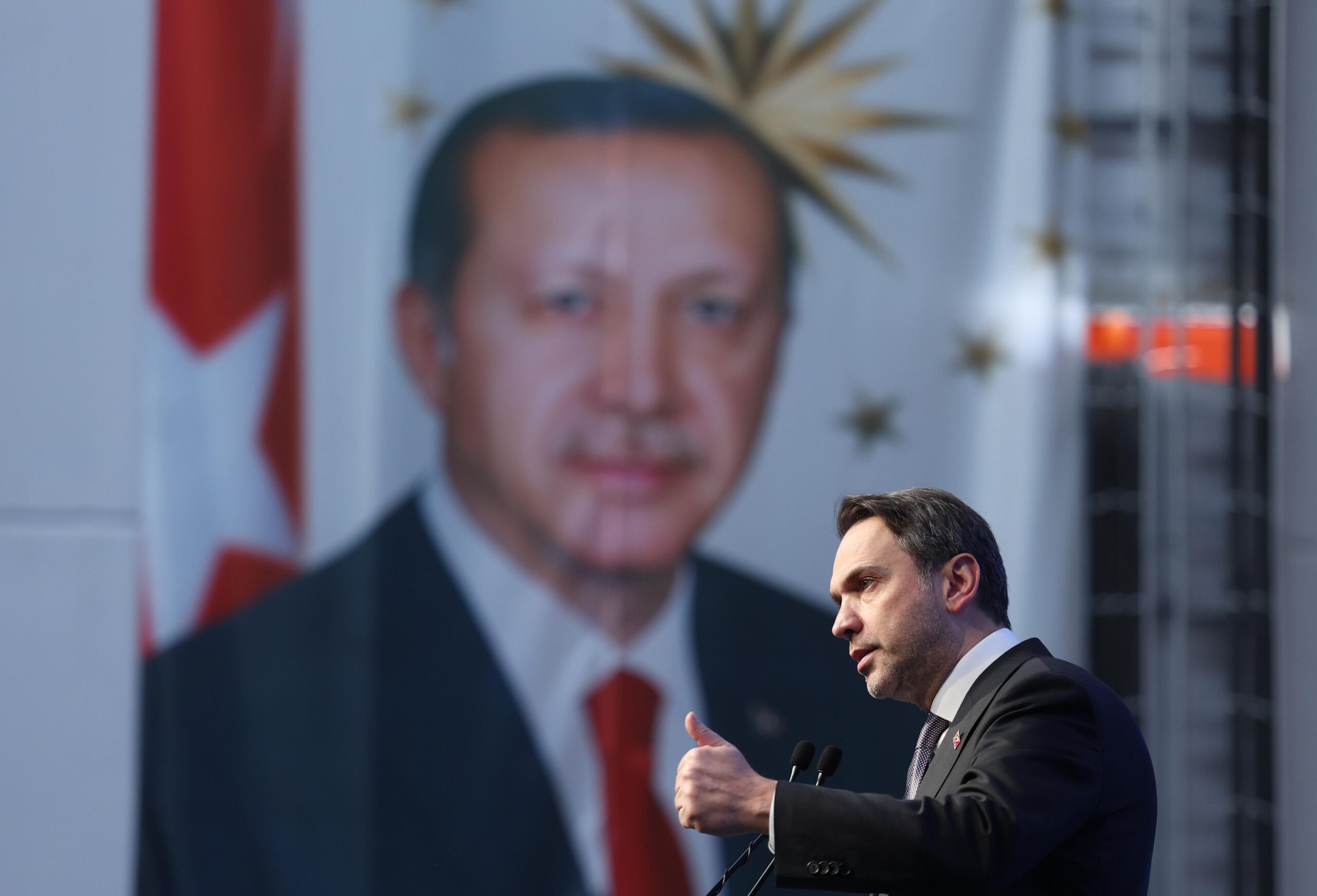 Güneş Enerjisinde Yerlileşme Hamlesi: Bakan Bayraktar İzmir'de Tesis Açılışında Konuştu