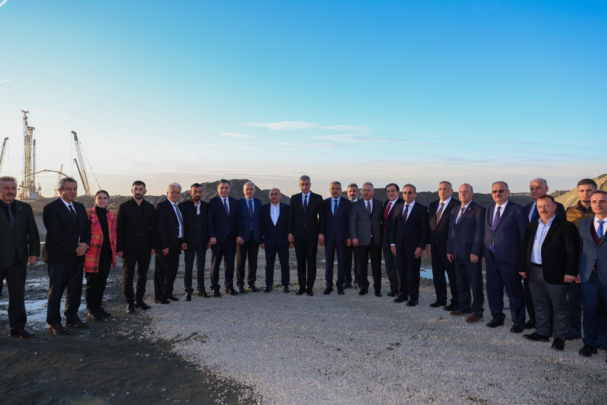Sağlık Bakanı Prof. Dr. Kemal Memişoğlu, Rize’deki Hastane İnşaatlarını İnceledi