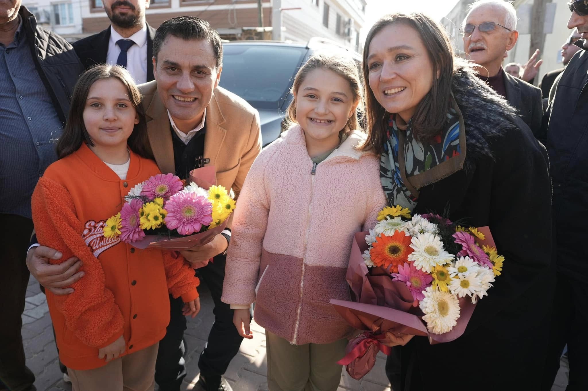 BAŞKAN ZEYREK VE DURBAY'DAN 4 MAHALLEYE ÇIKARMA