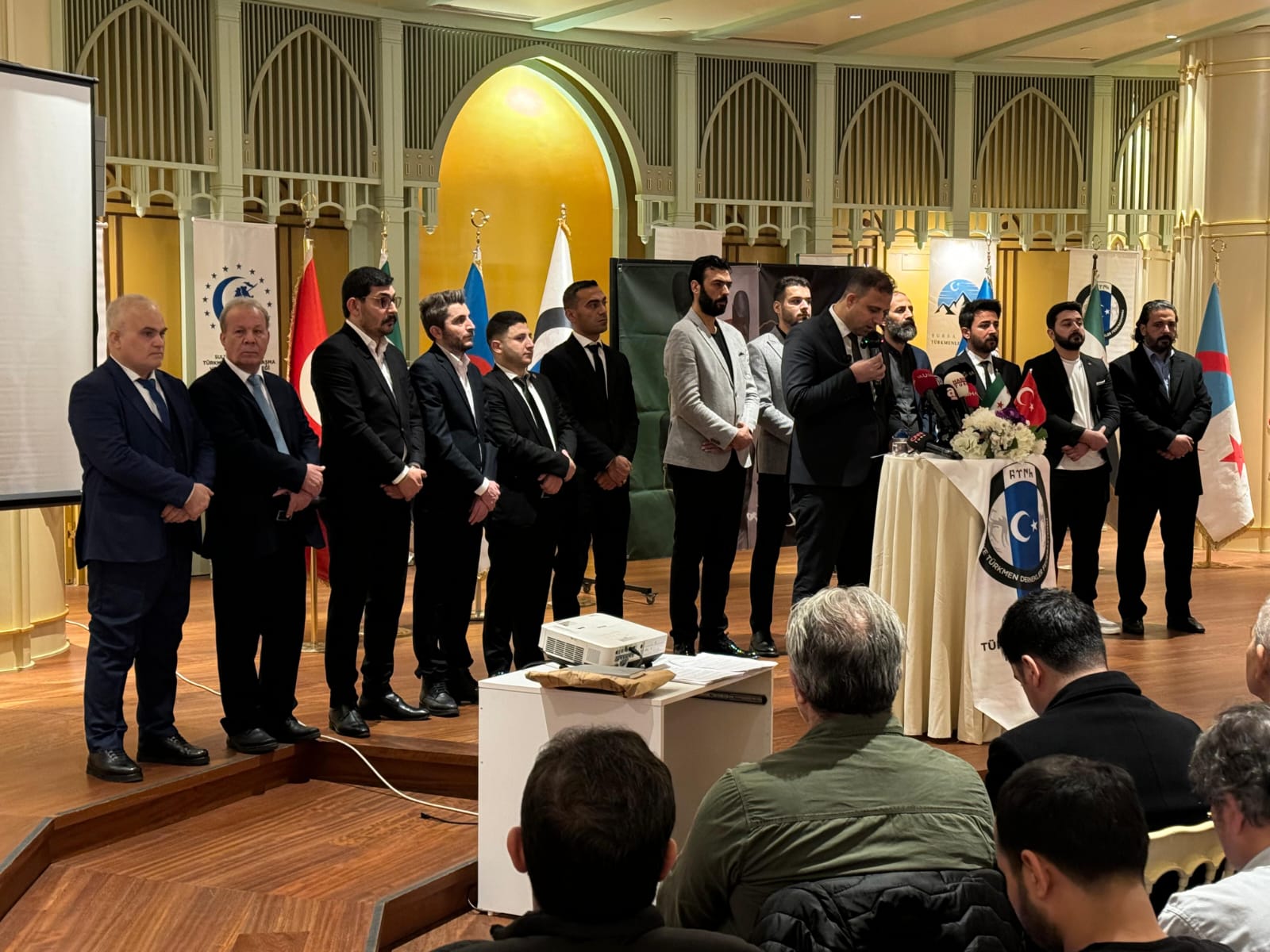 Suriye Türkmenlerinden Basın Açıklaması: "8 Aralık Zaferi Tüm Suriyelilere Aittir"