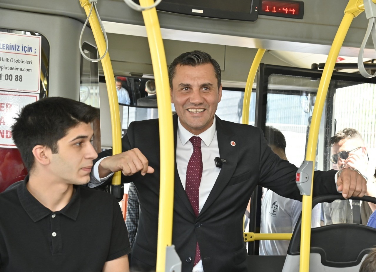 Başkan Zeyrek; “Ulaşımda Halkımızın Yaşamını Kolaylaştırdık, Esnafımızın Yüzünü Güldürdük!