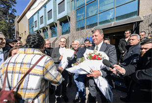 DİSK’ten Başkan Tugay’a destek ziyareti ve “aynı yoldayız” mesajı 
