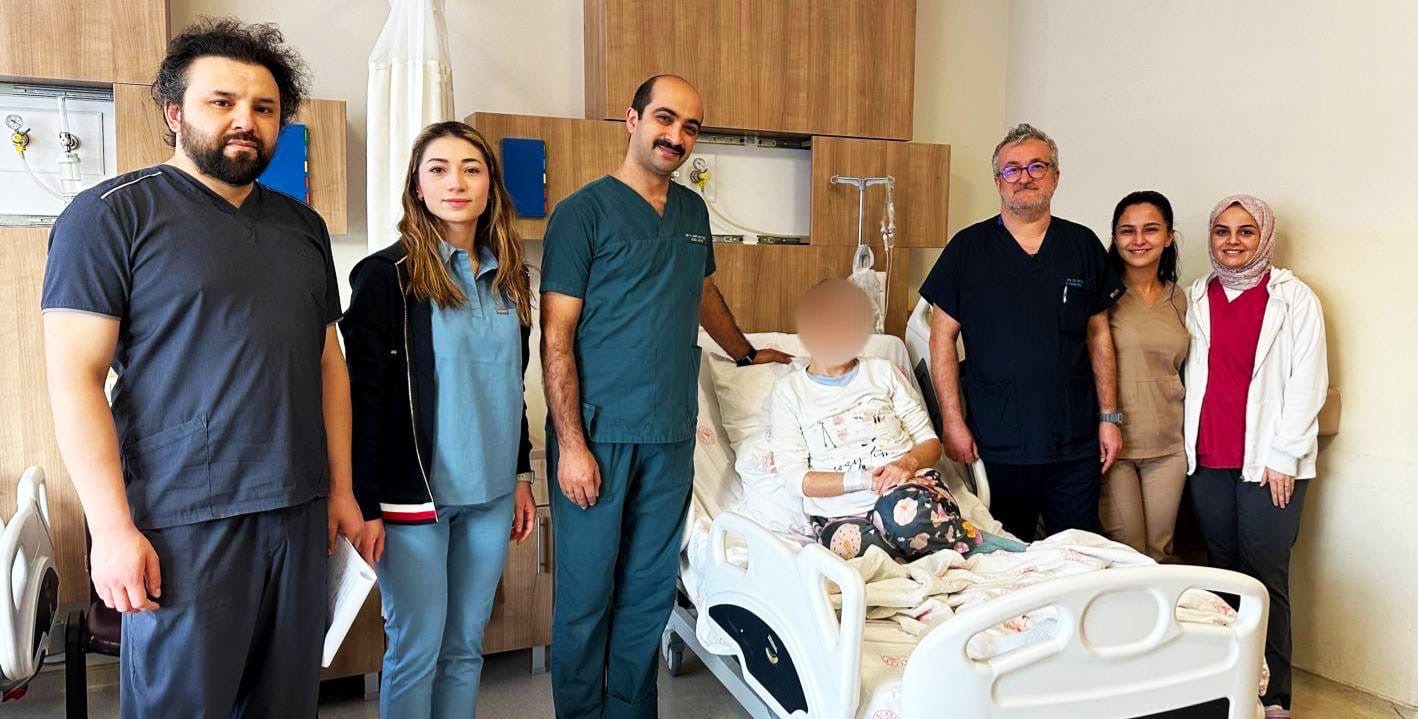 Kastamonu’da Bir İlk: Situs İnversus Hastasına Kapalı Safra Kesesi Ameliyatı Başarıyla Gerçekleştirildi