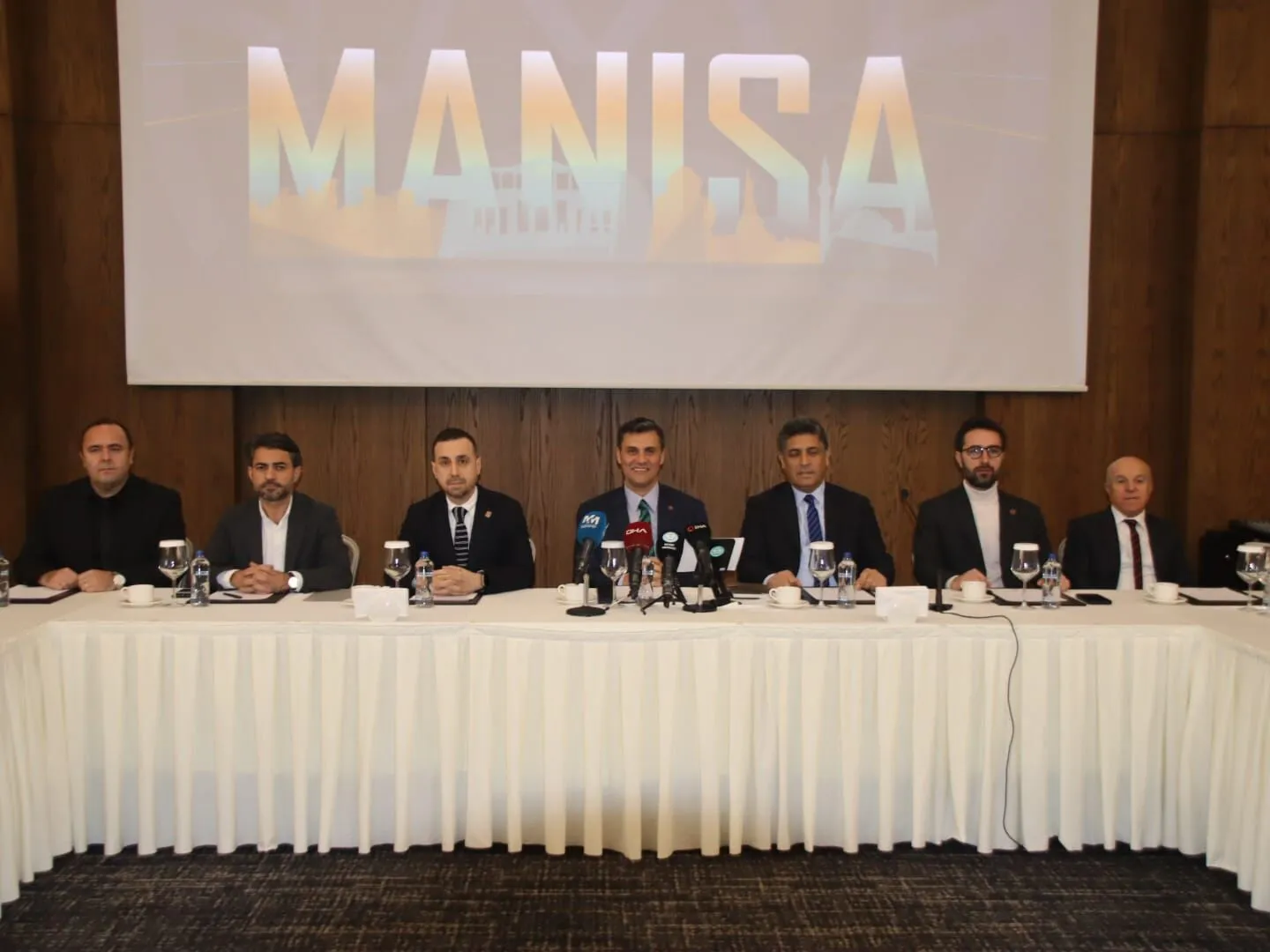 FIBA Gençler Basketbol Şampiyonlar Ligi, 22-27 Nisan tarihleri arasında Manisa'da yapılacak.